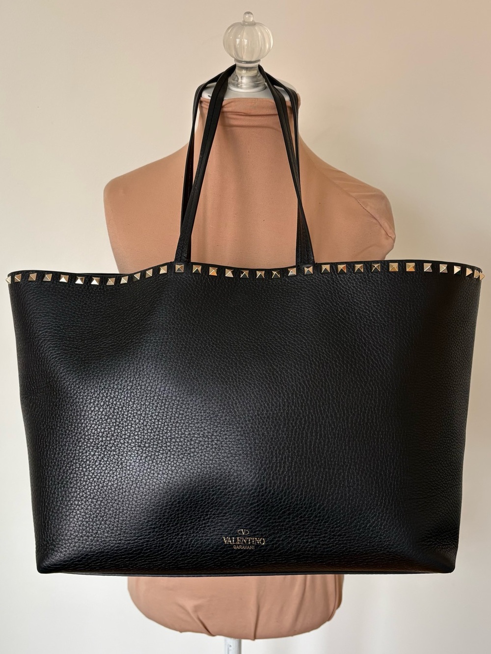 Valentino Garavani Rockstud Large Black Grained Leather Gold Tote Shoulder Bag
